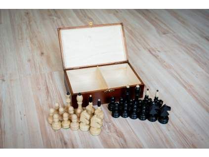 3080 3 sachove figurky klubovka v drevenom boxe
